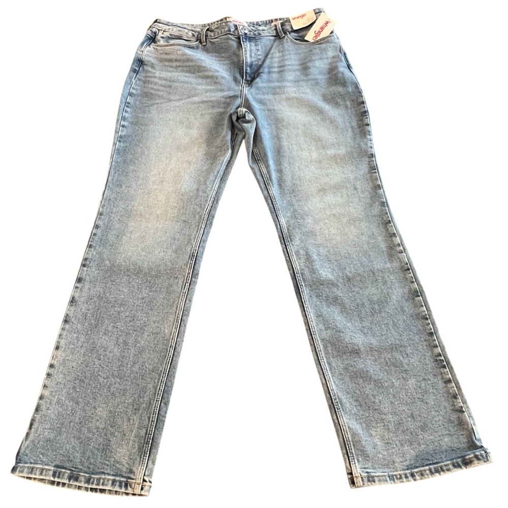 Wrangler Light Blue Straight Leg Women’s Jeans